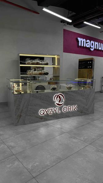 Витрина для островка