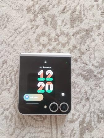 Samsung Galaxy Z Flip6