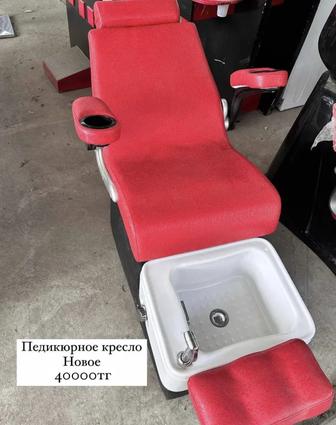 Мебель для салона парикмахерское кресло