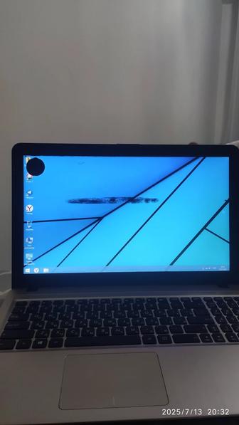Dell Inspiron/ core i3/ 128GB SSD/ 8GB RAM