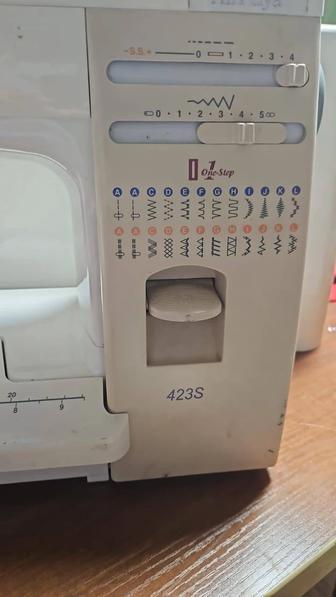 Продаю машинку janome