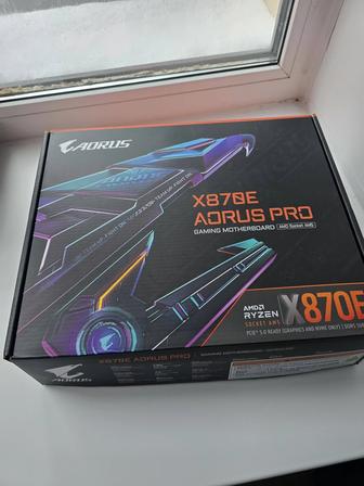 Материнская плата Gigabyte X870E Aorus Pro