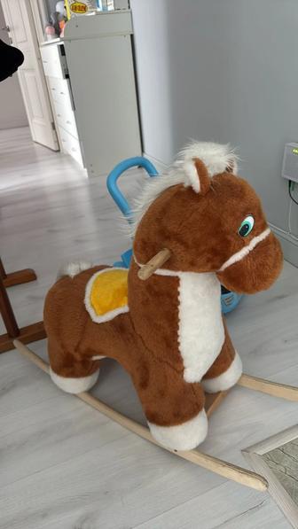 Детская лошадка