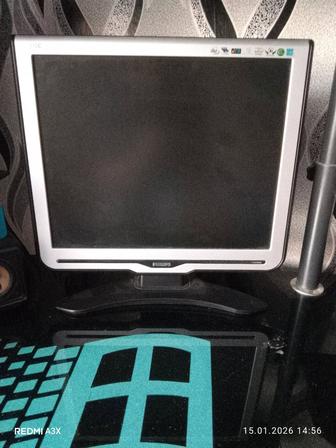 Продам монитор 17 дюймов Филипс и клавиатура с мышкой