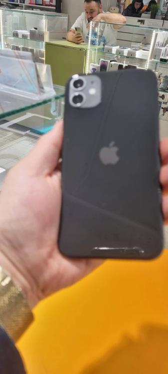 Продаю iPhone 11 128 gb б/у