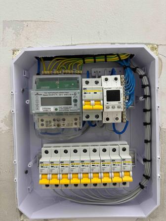 Молодой Электрик!