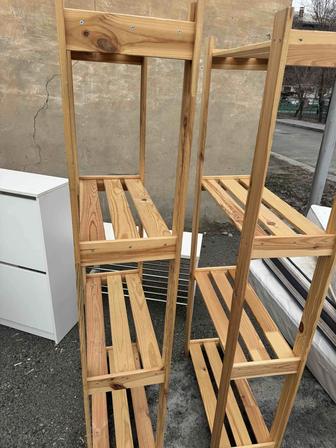 Деревянные полки