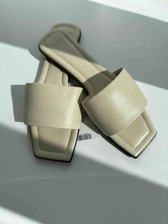 Продам новые шлепки Mango из натуральной кожи женские