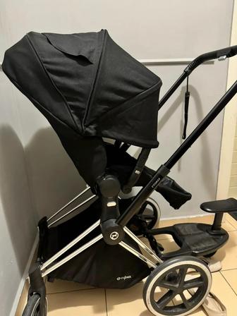 Продаю немецкую коляску Cybex Priam Black