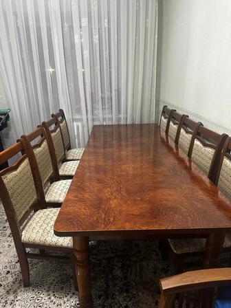Продам стол и стулья