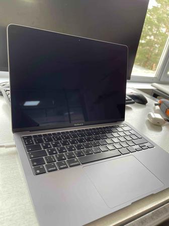 MacBook m1 8/256