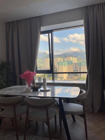 Продам стол