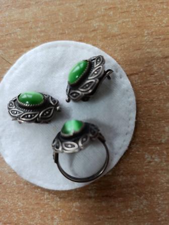 Продам комплект серьги и кольцо серебряные