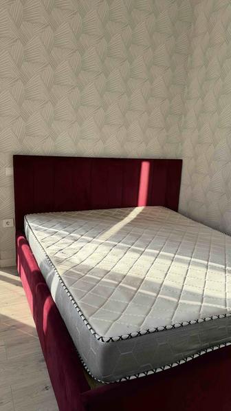 Спальный кровать