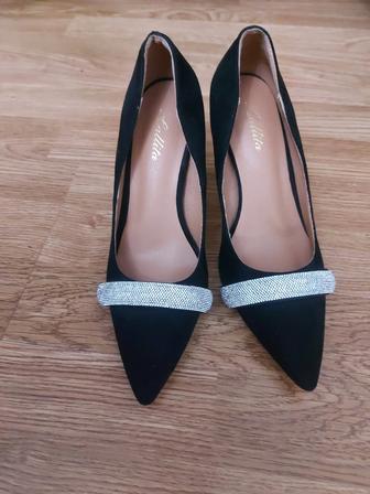 Женские туфли