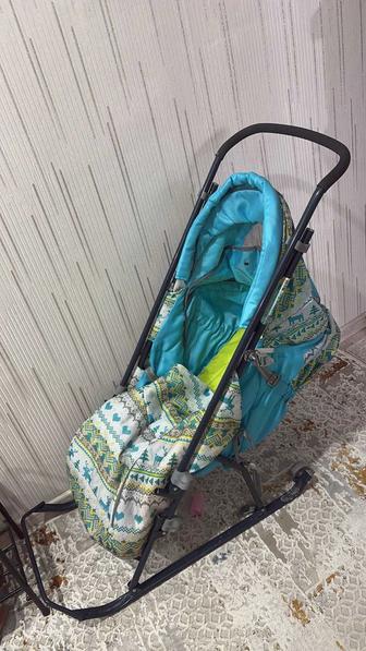 Продам санки