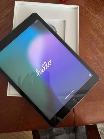 Продаю 2 iPad 9th generation (Wi-Fi, 64 GB)