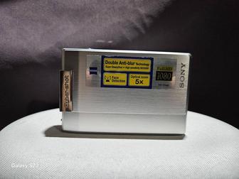 Цифровой фотоаппарат Sony Cuber-shot