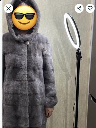 Продам норковую шубу