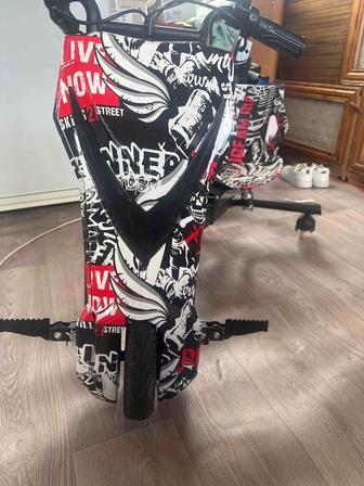 Продам Электросамокат Drift Scooter