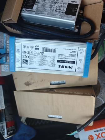 светодиодный драйвер (блок питания) Mean Well XLG-75-L-AB.