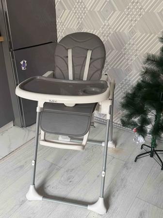 Детский стульчик для кормления