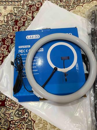 Лампа кольцевая