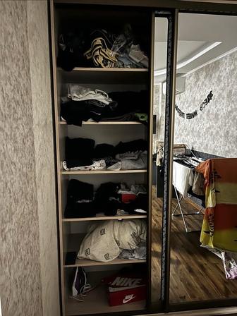 СРОЧНО Продам шкаф. За такую цену такой не найдете)