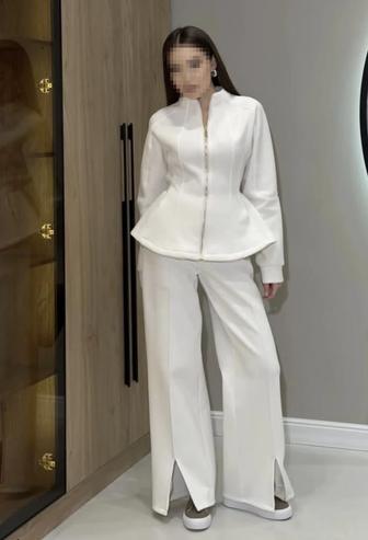 Белая двойка 15000тг, 44 рр