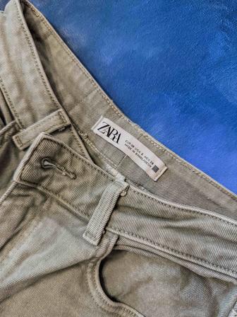 Джинсы клеш от Zara