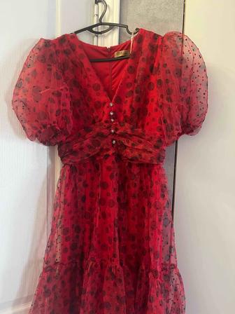 Продам платье