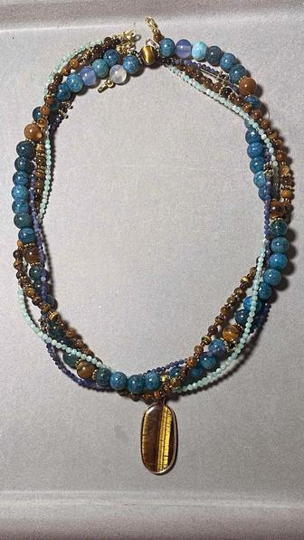 Люксовое многослойное колье с тигровым глазом и голубыми камнями