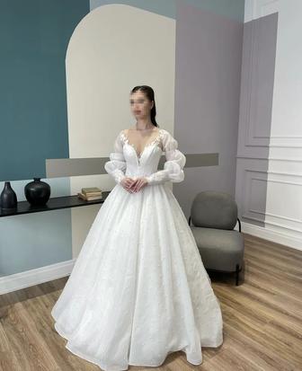 Свадебное платье Продам