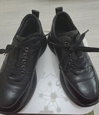 Новые кроссовки