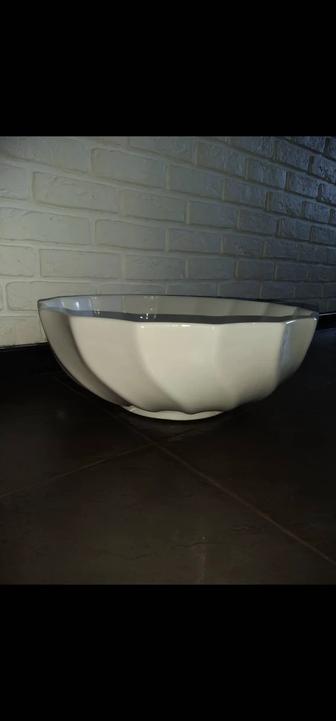 Новая керамическая раковина