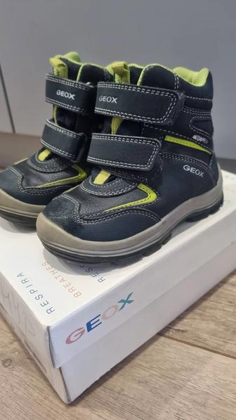 Детские водонепроницаемые ботинки Geox