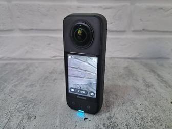 Продам экшн 4К камеру Insta 360 X3 (идеал)