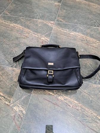 Продам портфель кожаный мужской