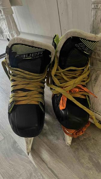 Коньки вратаря BAUER хоккей 7.5 EE