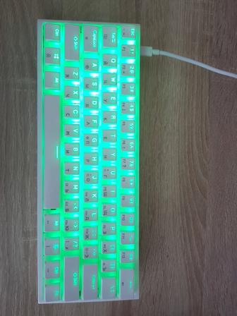Продам клавиатуру механическая