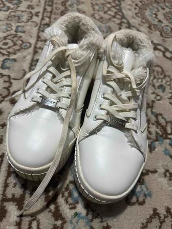 Продам кросовки зимние
