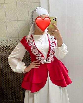 Продам платье и камзол