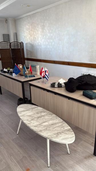 Офисный столы