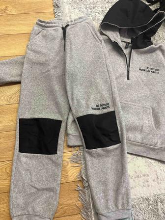 Спортивный костюм 146см