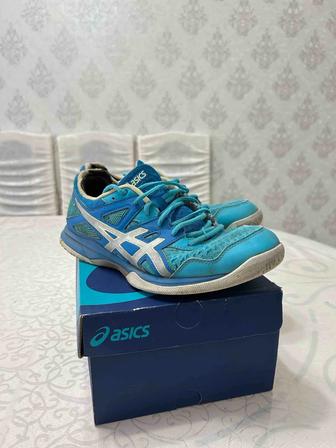 Продам кроссовки Б/У Asics GelGame