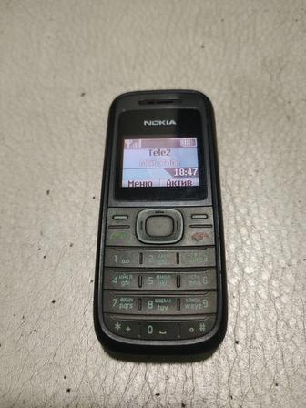 Телефон Nokia 1208