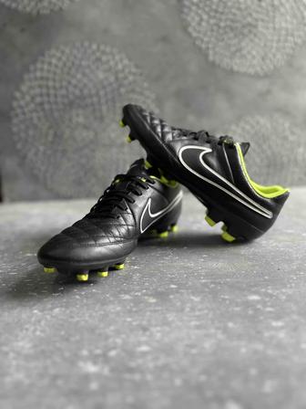 Оригинальные бутсы Nike Tiempo
