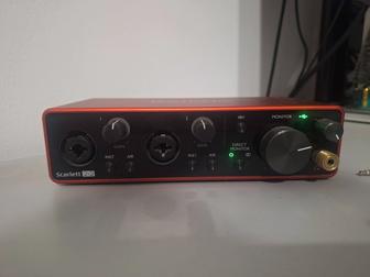 Звуковая карта Focusrite Scarlett 2i2 3rd Gen