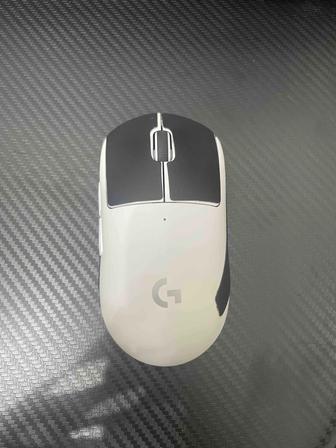 Игровая мышь Logitech G Pro Superlight