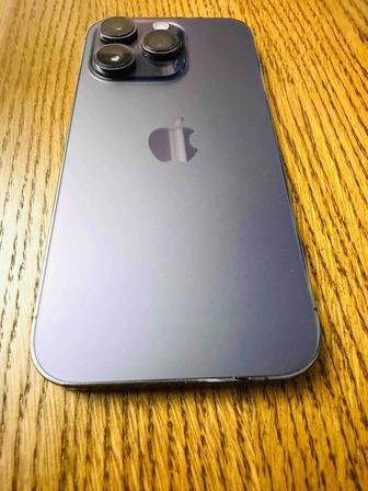 Продам Айфон 14 pro